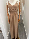 Robe beige a bretelles
