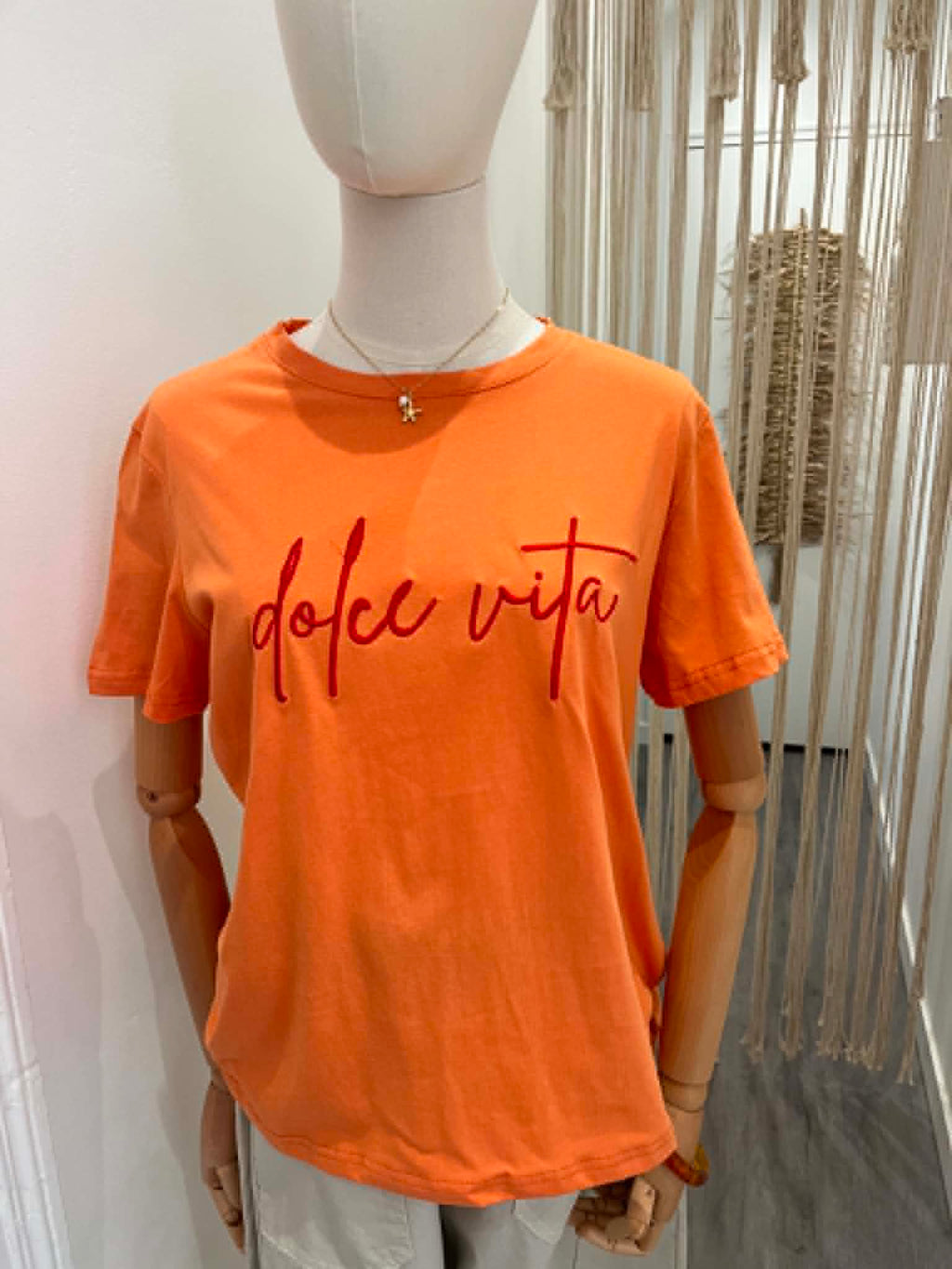 T-shirt orange